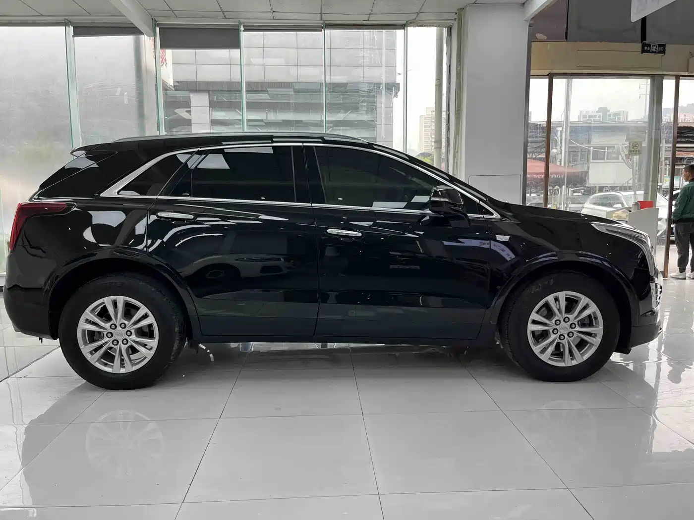 CADILLAC XT5