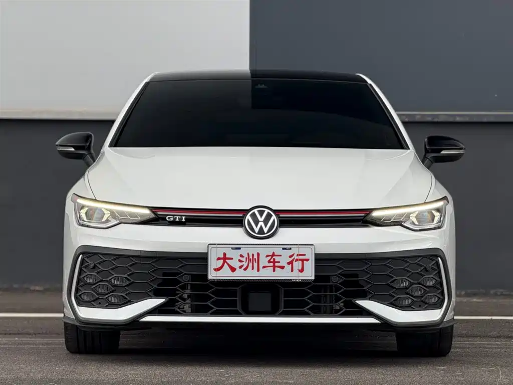 Volkswagen Golf GTI 2025 380TSI DSG GTI фото 2