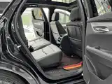 Photo 11 - Cadillac XT5