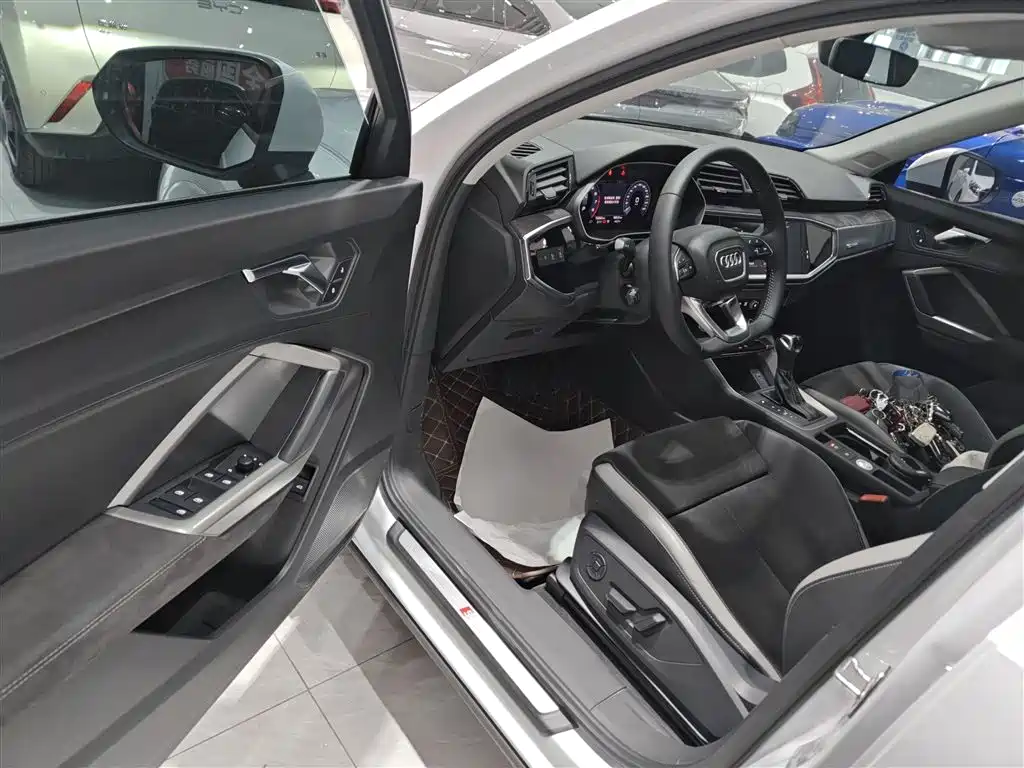 Audi Q3 2019 35 TFSI Fashion Sport фото 13