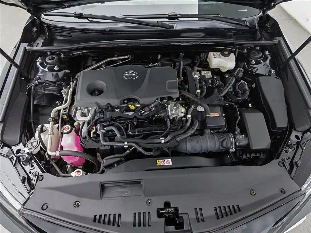 Toyota Camry 2023 Hybrid 2.5HG Luxury Edition фото 6