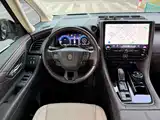 Фото 15 - Toyota Vellfire