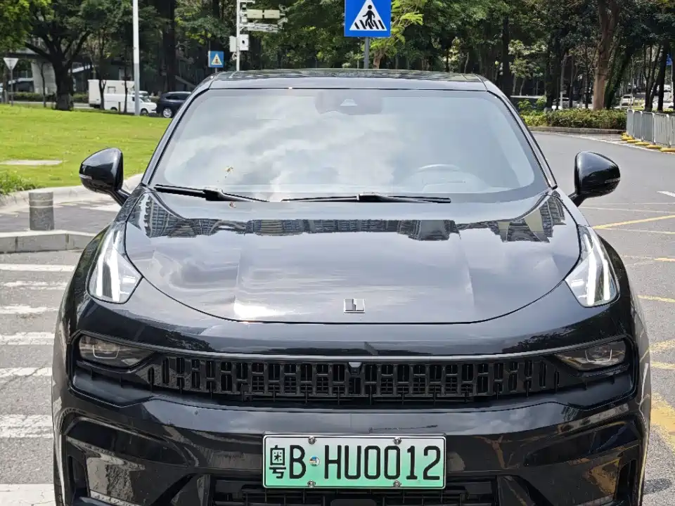 Lynk & Co Lynk & Co 05 EM-P 2021 1.5TD PHEV HALO