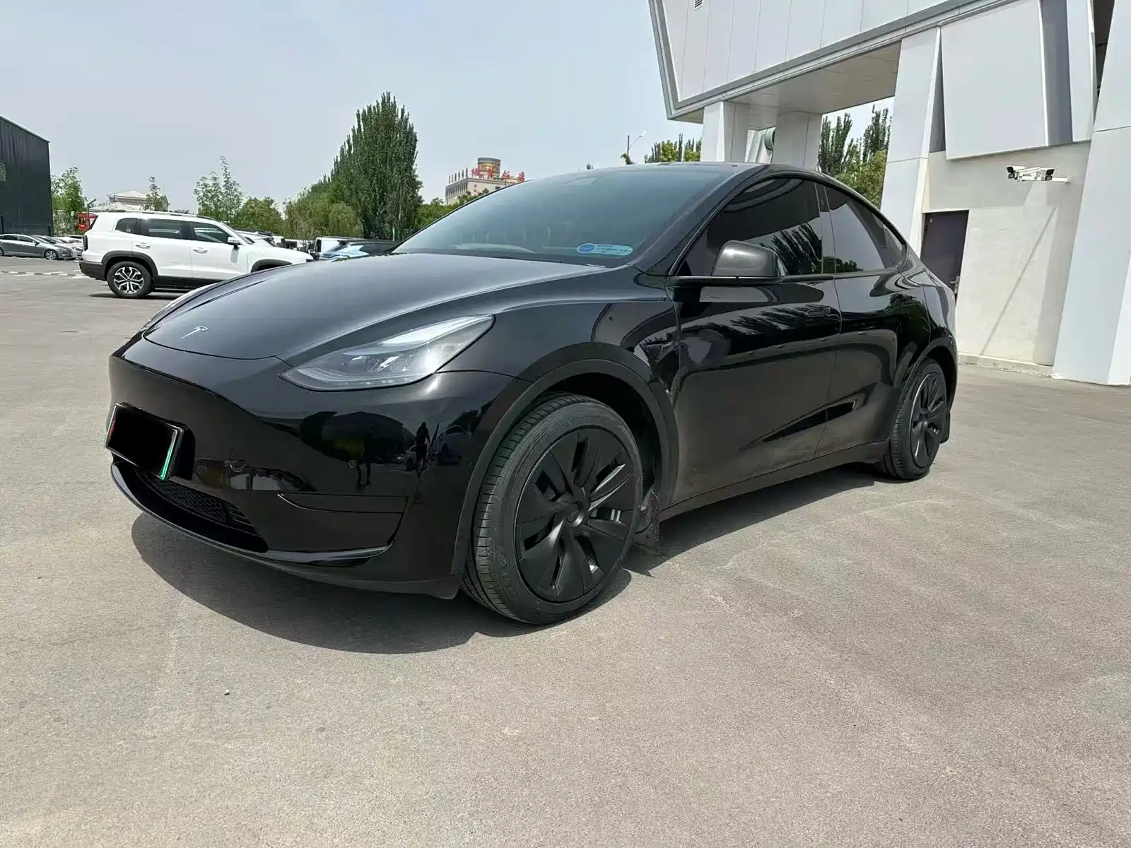 Фото 1 - Tesla Model Y