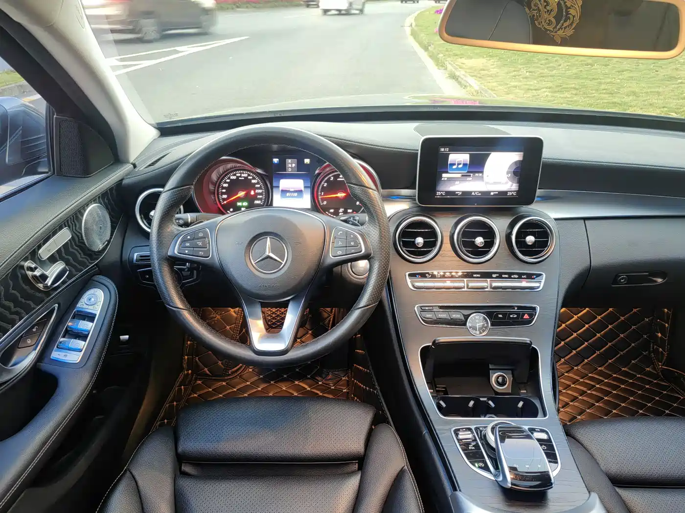 Mercedes-Benz C-Class 2018 C 200 L Sport Edition фото 10