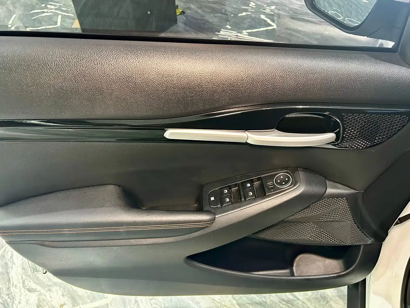Kia Seltos 2023 1.5L CVT Luxury Edition фото 22