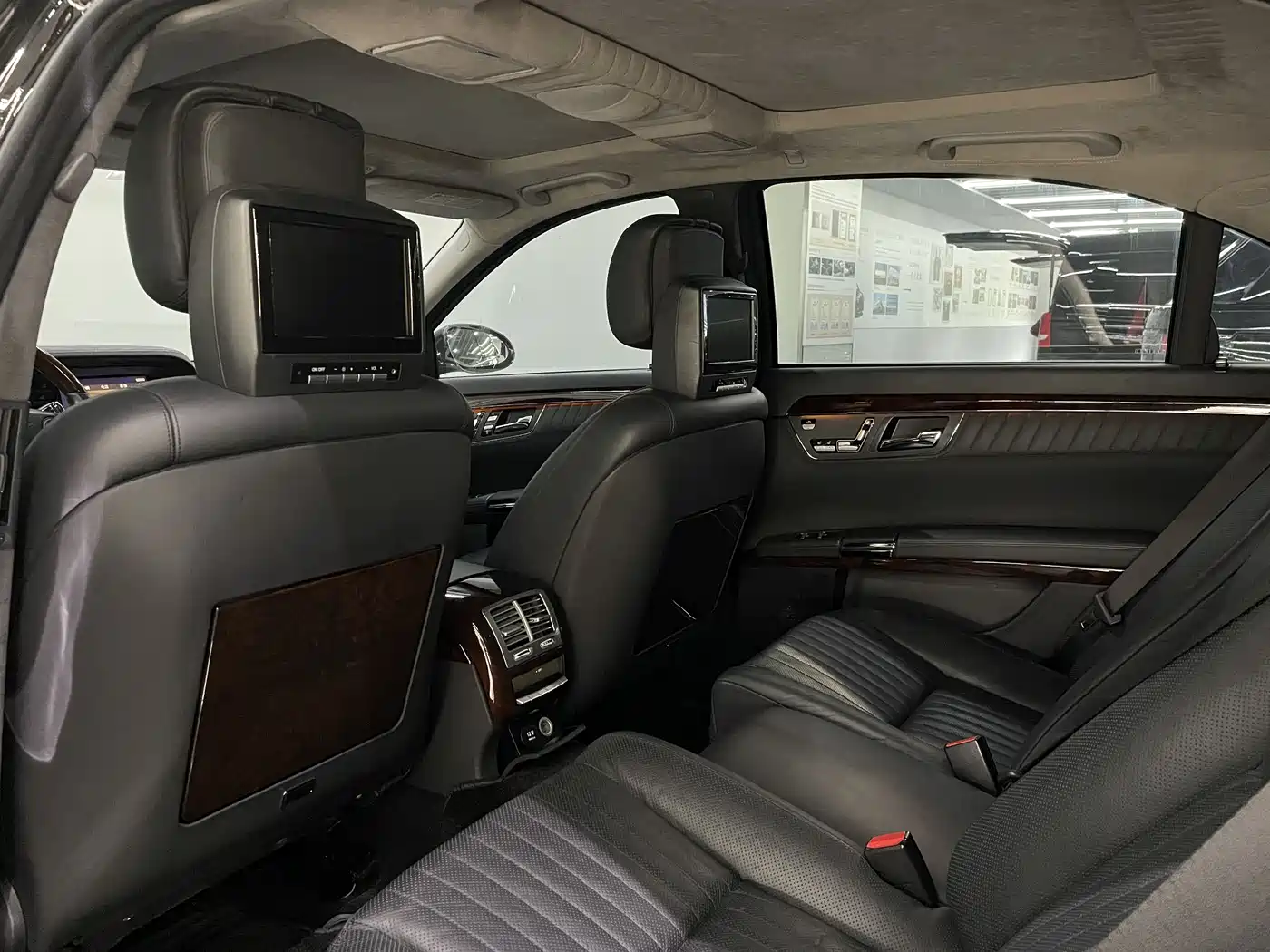 Mercedes-Benz S-Class 2008 Model S 600 L фото 10