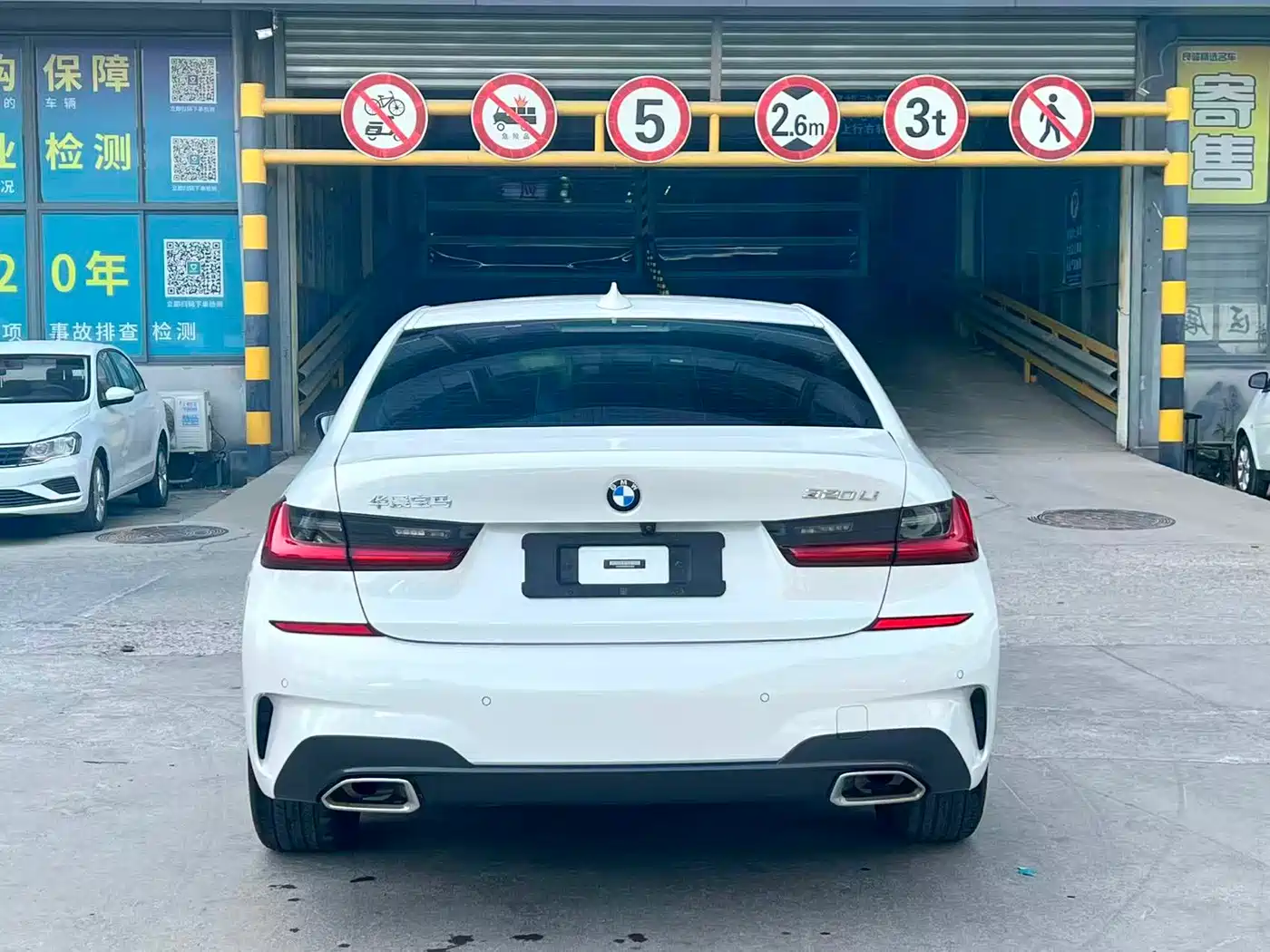 BMW 3 Series 2021 320Li M Sport Package фото 8