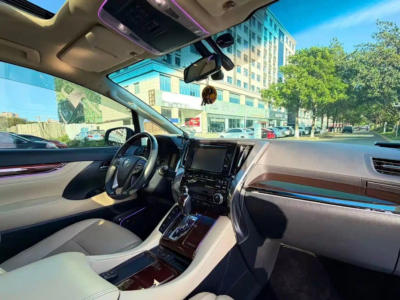 Toyota Alphard 2015 3.5L Luxury Edition фото 7