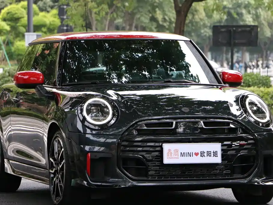 MINI JCW 2025 2025 JOHN COOPER WORKS