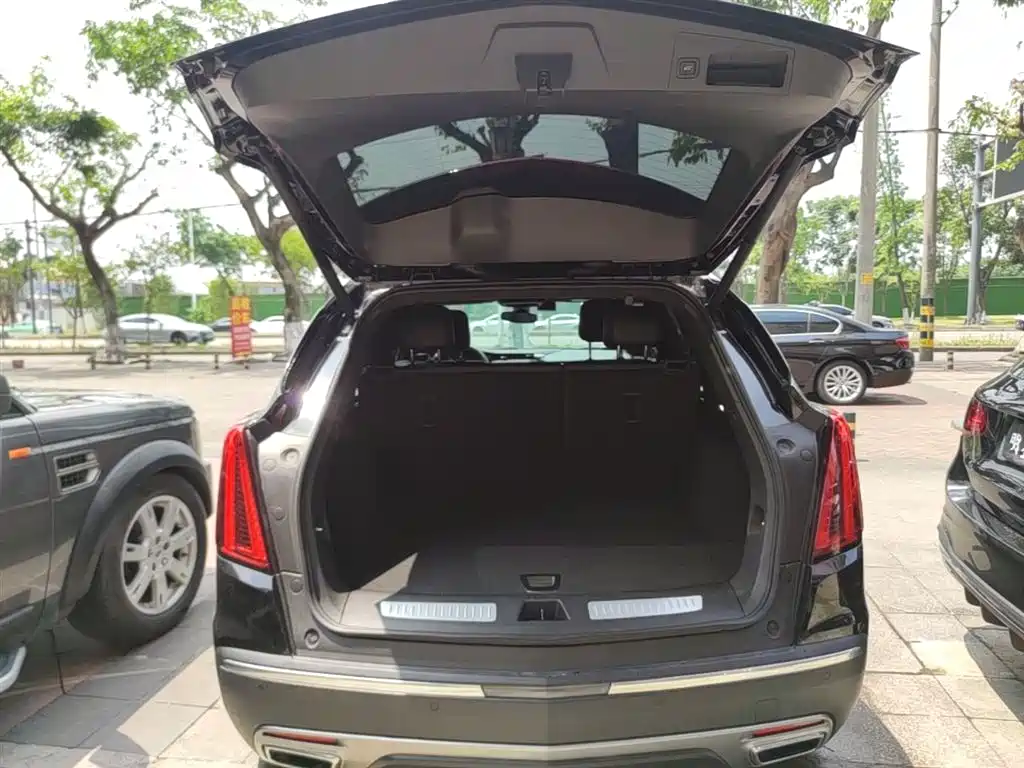 Cadillac XT5 2021 2.0T 2WD Luxury Edition фото 19