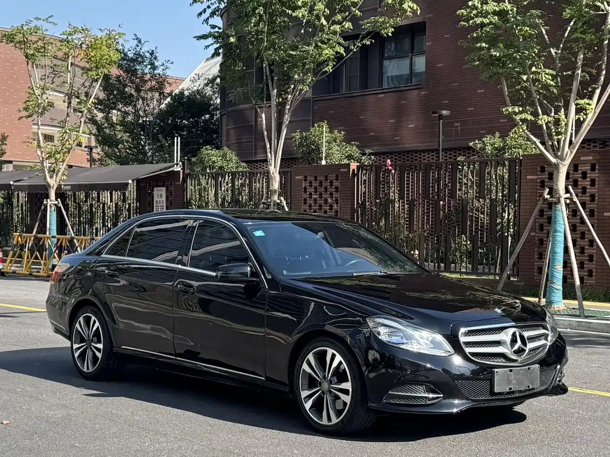 Mercedes-Benz E-Class 2015 Facelift E 180 L Sport фото 5