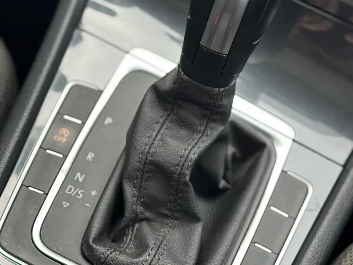 Volkswagen Golf 2019 280TSI DSG Comfort China VI фото 20
