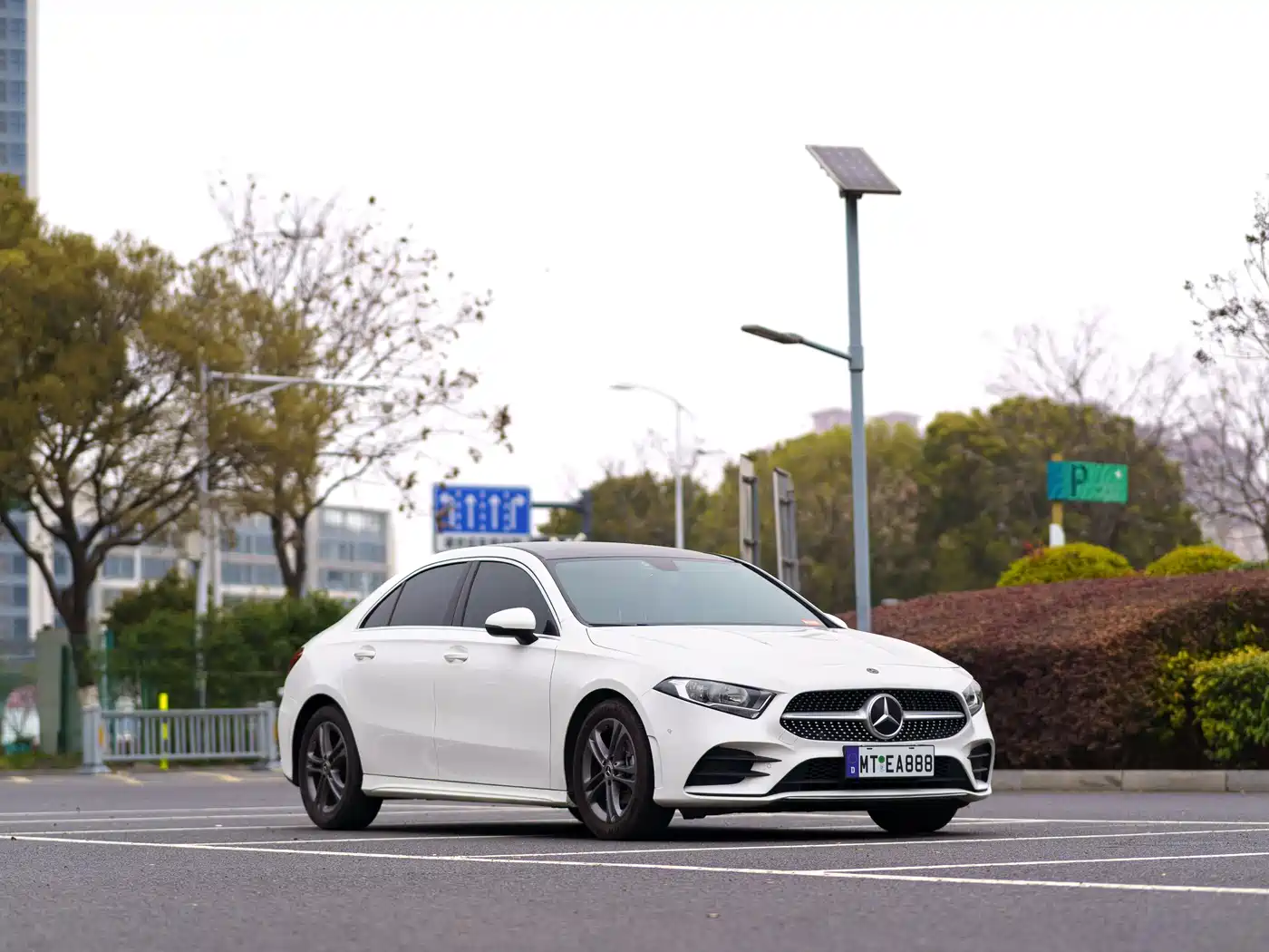 Mercedes-Benz A-Class 2020 Facelift A 180 L Sport Sedan фото 3