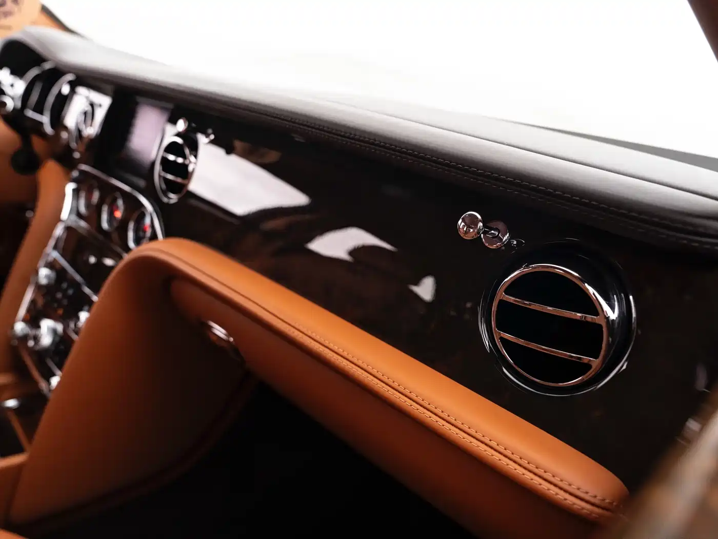 Bentley Mulsanne 2011 6.8T Luxury Edition фото 20