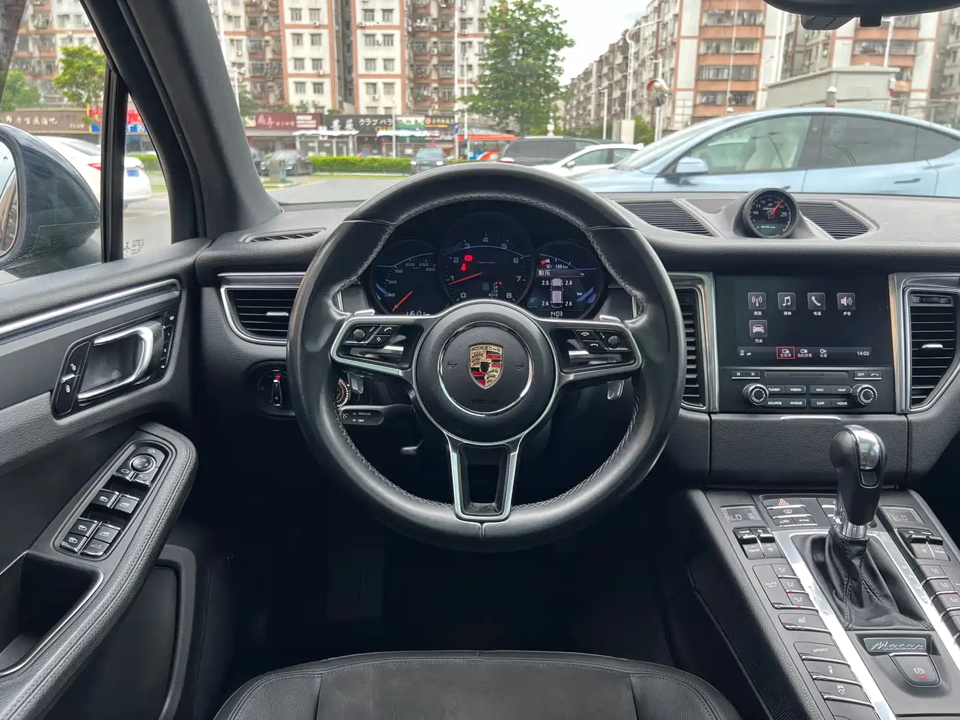 Porsche Macan 2017 Macan 2.0T фото 19