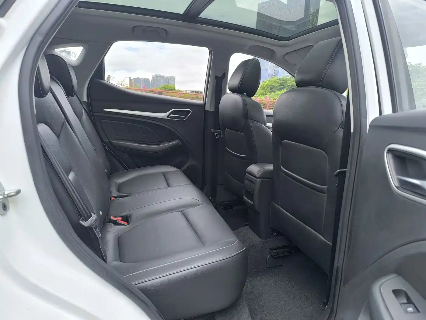 MG ZS 2017 2017 1.5L Auto Premium Internet Edition