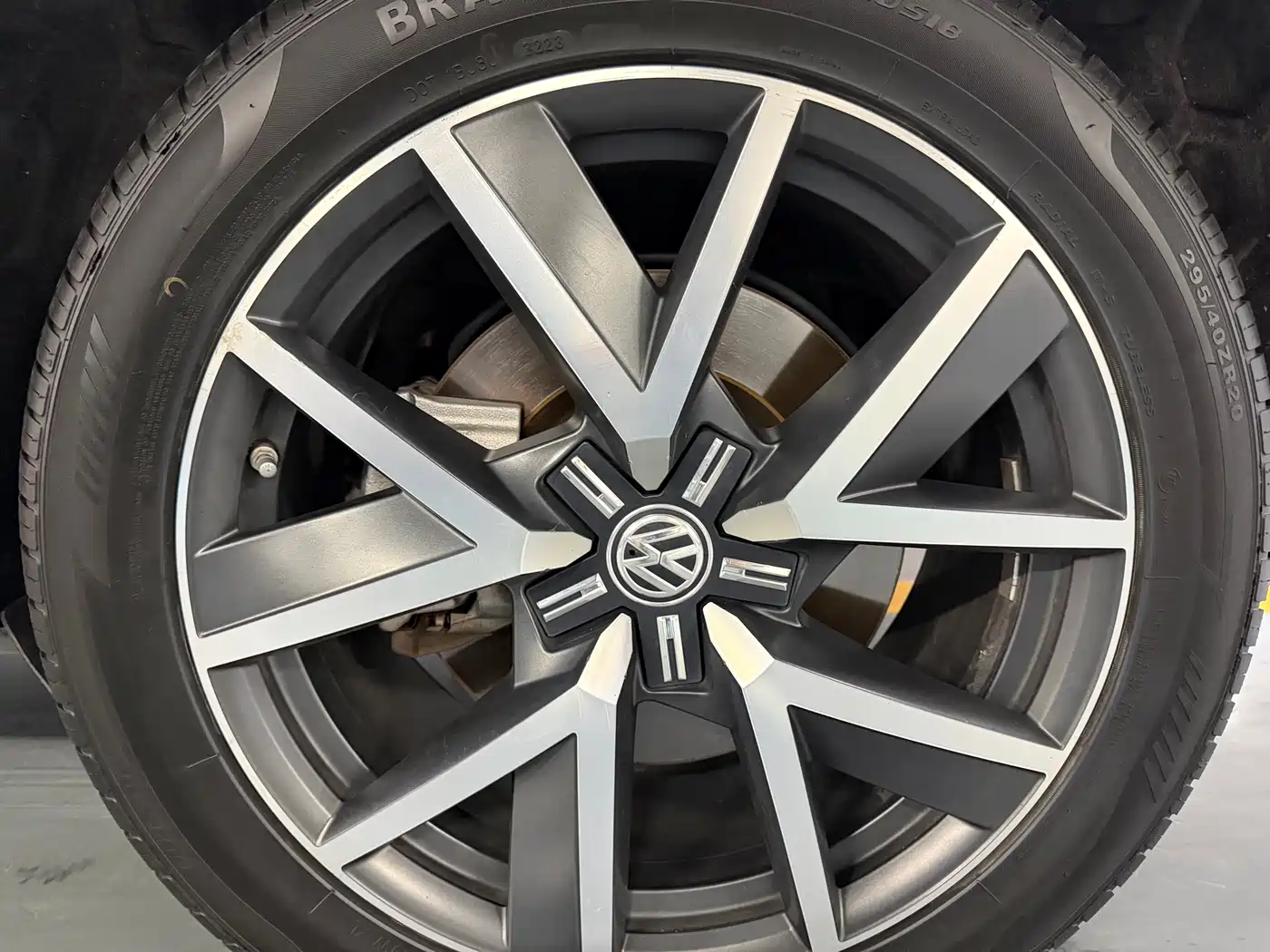 Volkswagen Touareg 2020 3.0TSI Enjoyment Edition China VI фото 12