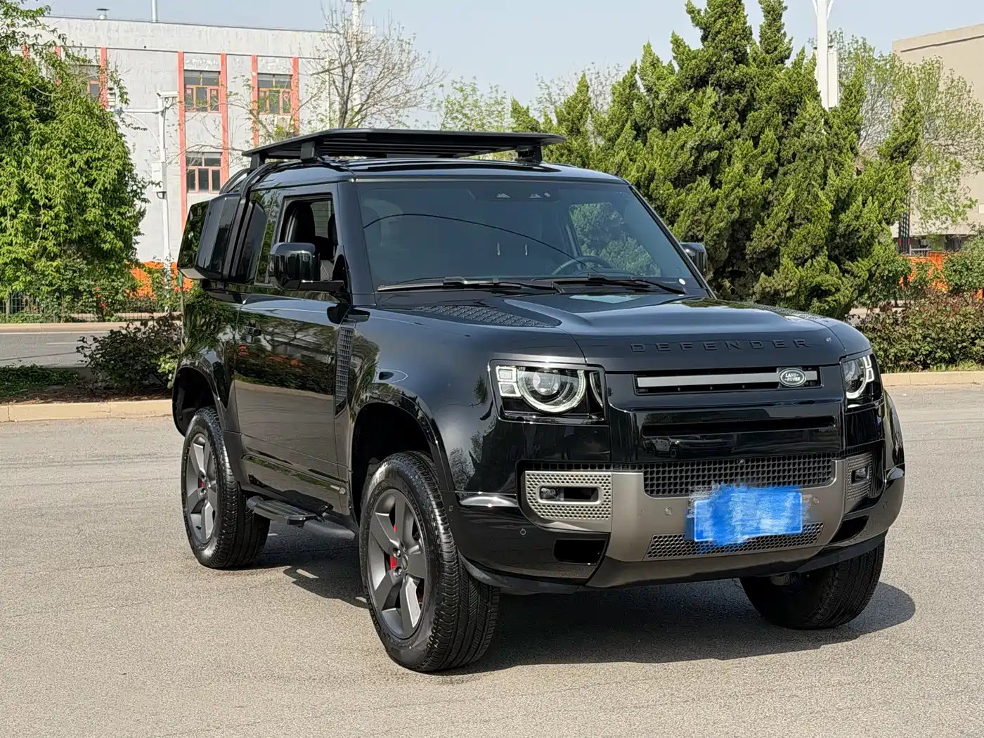 Land Rover Defender 2025 90 3.0T P400 X-Dynamic HSE фото 2