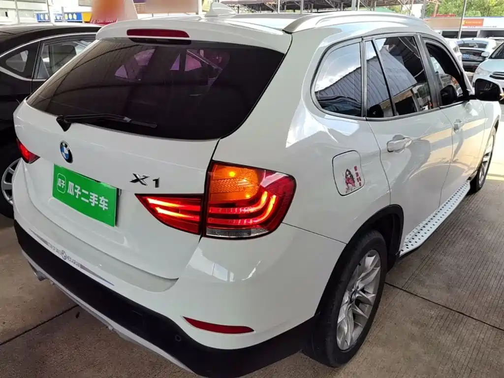 BMW X1 2015 xDrive20i Fashion фото 7