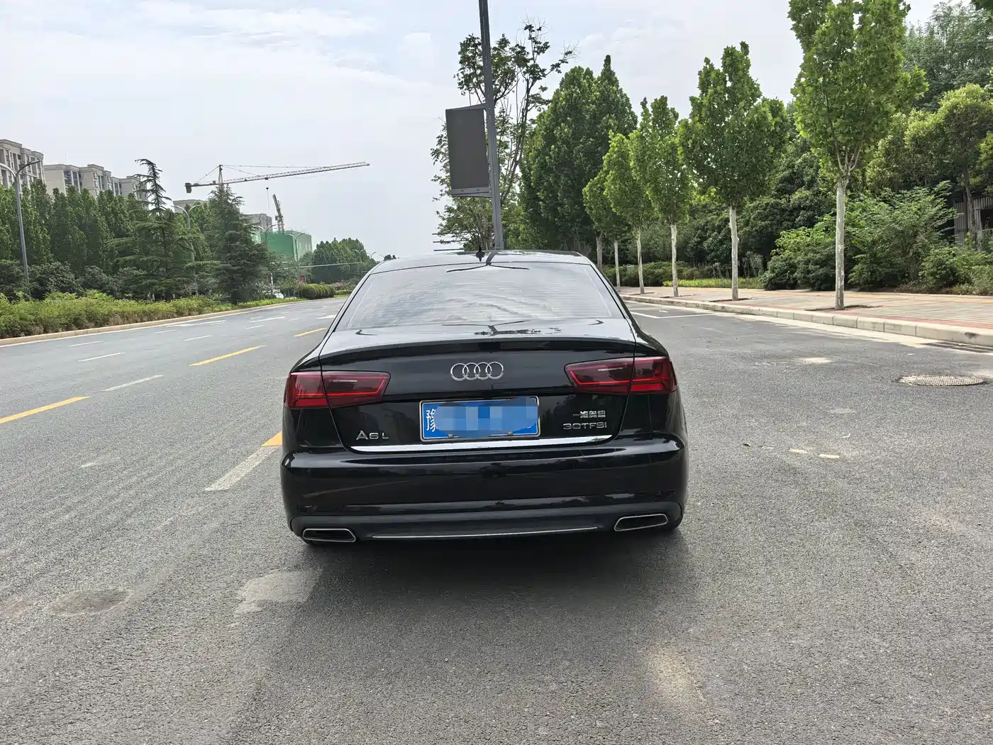Photo 14 - Audi A6L