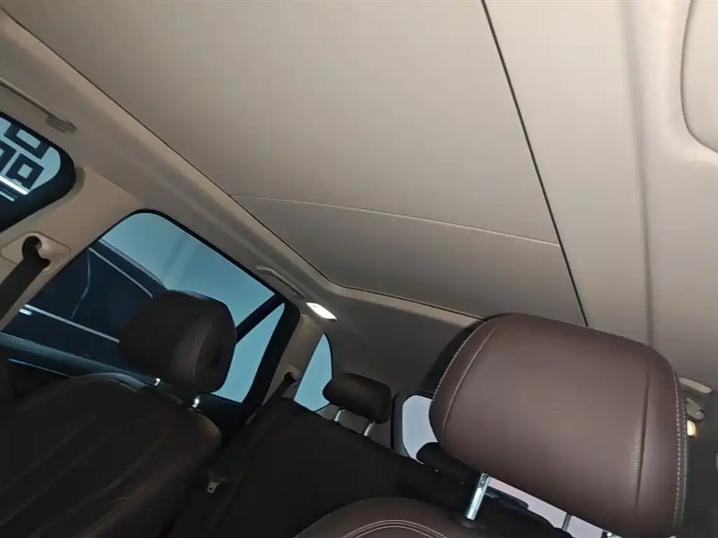 BMW X5 (Import) 2018 xDrive28i фото 18