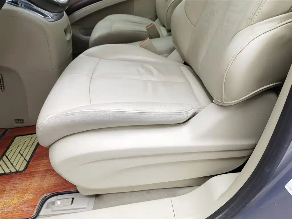 Buick GL8 2018 28T Luxury Model China VI фото 20