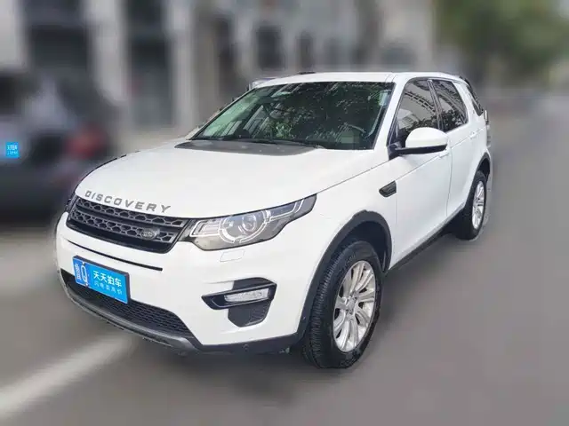 Land Rover Discovery Sport 2019 240PS SE Edition China VI — фото 1