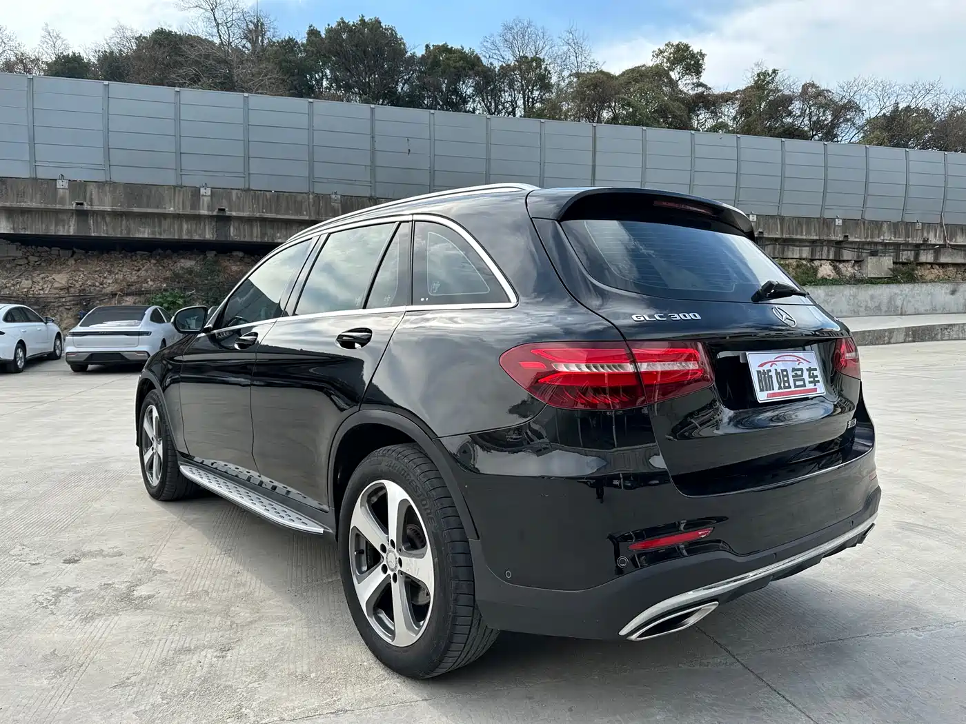 Mercedes-Benz GLC 2017 GLC 300 4MATIC Dynamic фото 7