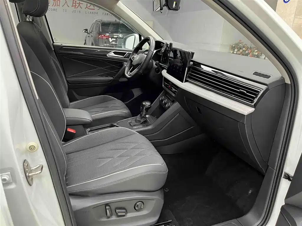 Volkswagen Tiguan L 2023 280TSI 2WD Trend Limited Edition фото 12