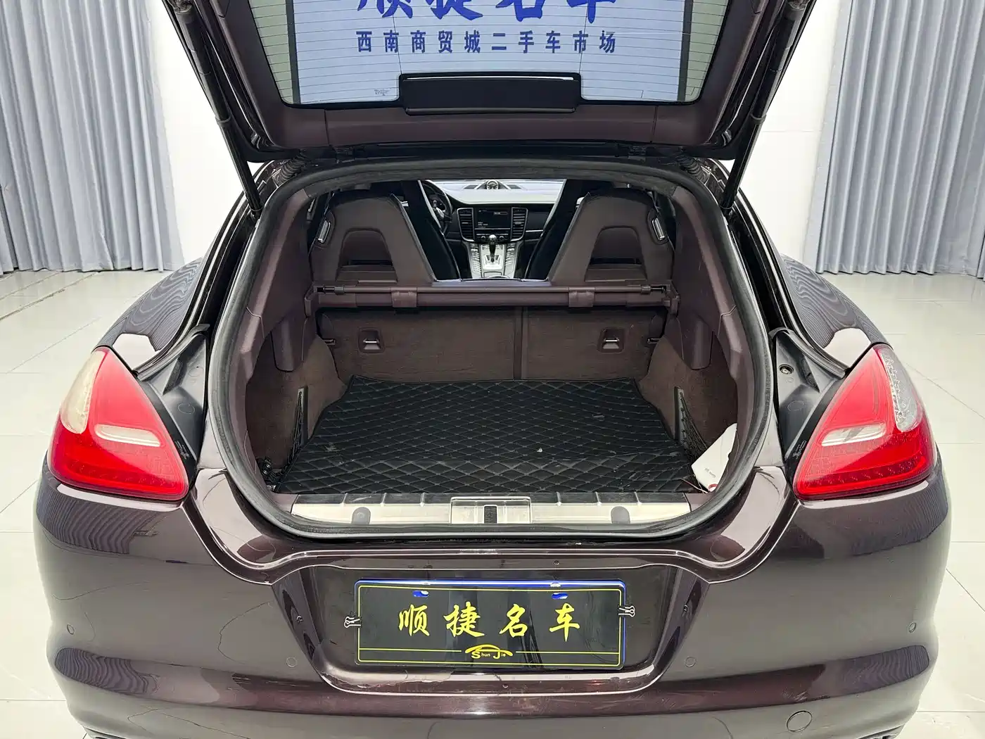 Porsche Panamera 2013 Panamera Platinum Edition 3.6L фото 34