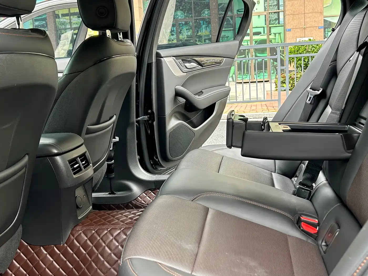 Cadillac CT5 2020 Facelift 28T Leading Sport Edition фото 28