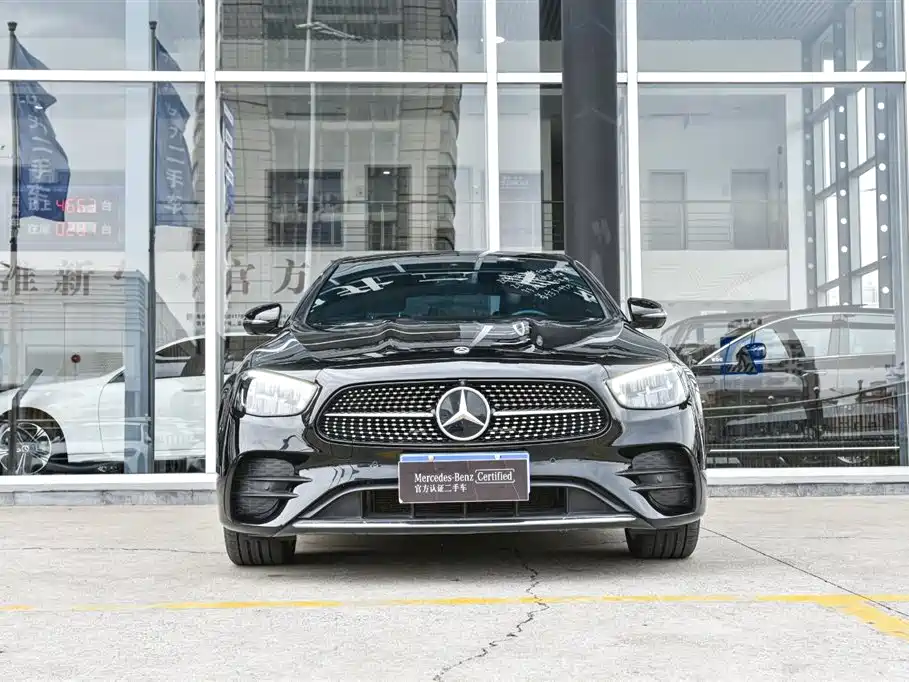 Mercedes-Benz E-Class 2022 E 300 L Sport Fashion фото 4