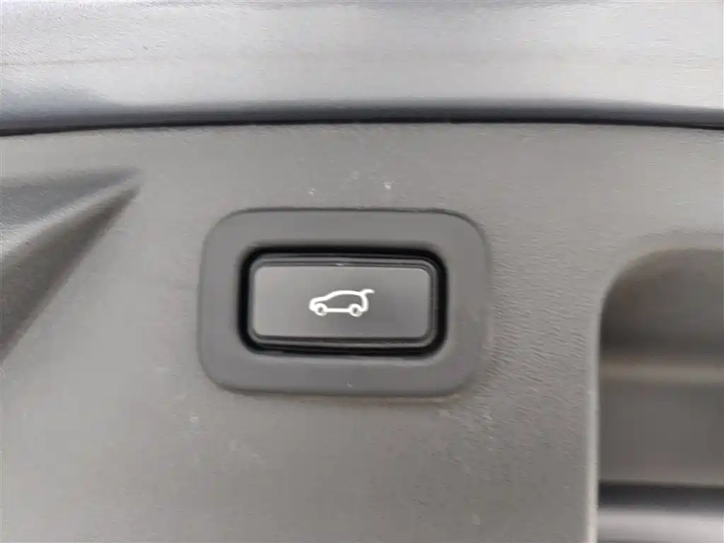 Land Rover Discovery Sport 2022 Model Facelift 249PS R-Dynamic S Performance Edition 5-seater фото 21