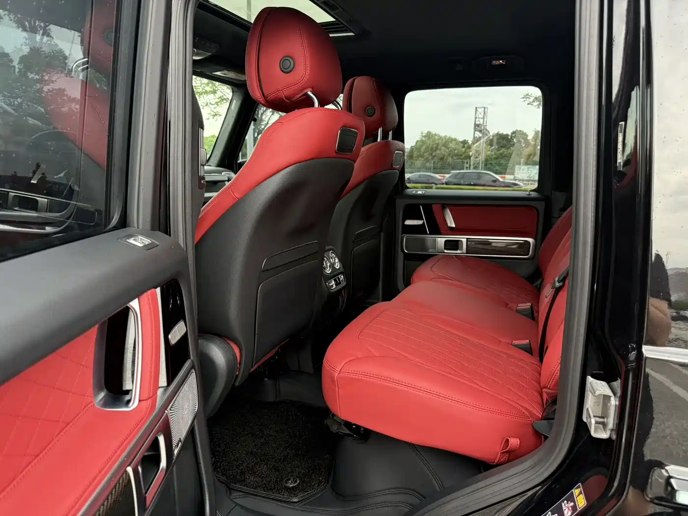 Mercedes-Benz G-Class AMG фото 11