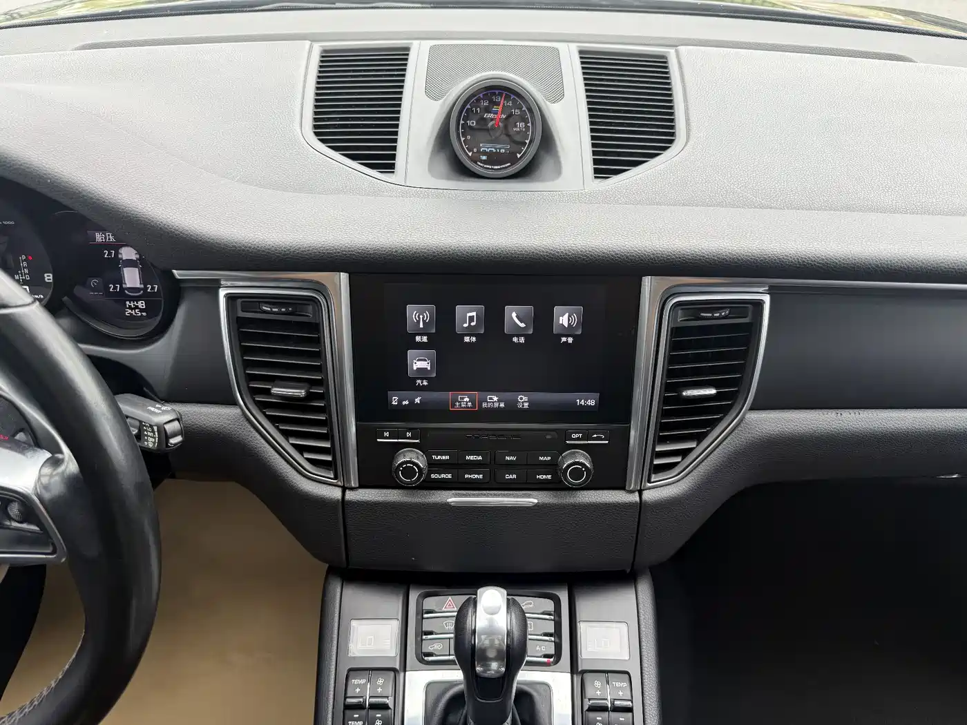 Porsche Macan 2017 Macan 2.0T фото 17