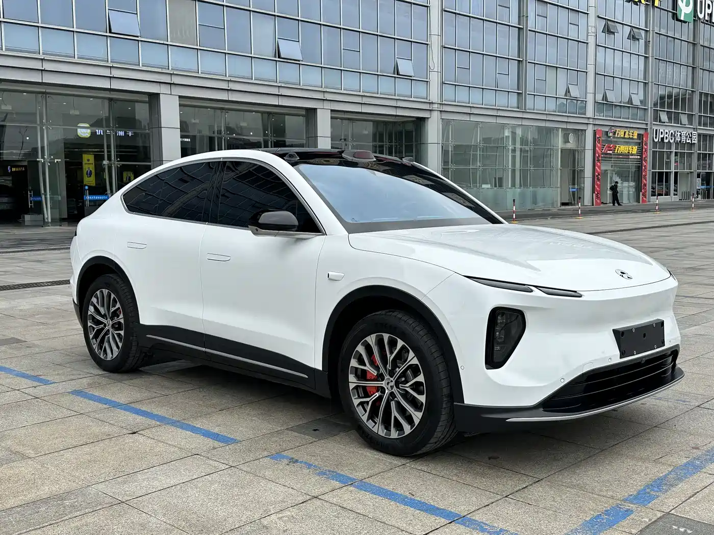 NIO NIO EC6