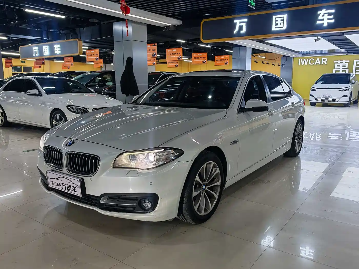 BMW 5 Series 2014 528Li Leading Edition