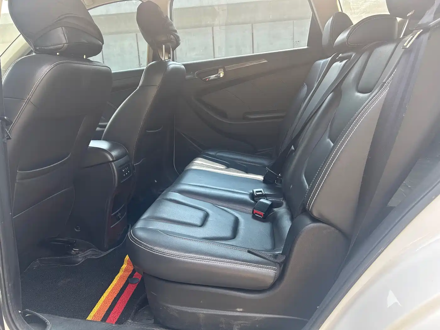 Dongfeng Fengguang Fengguang 580 2016 2016 Model 1.5T Manual Comfort Version