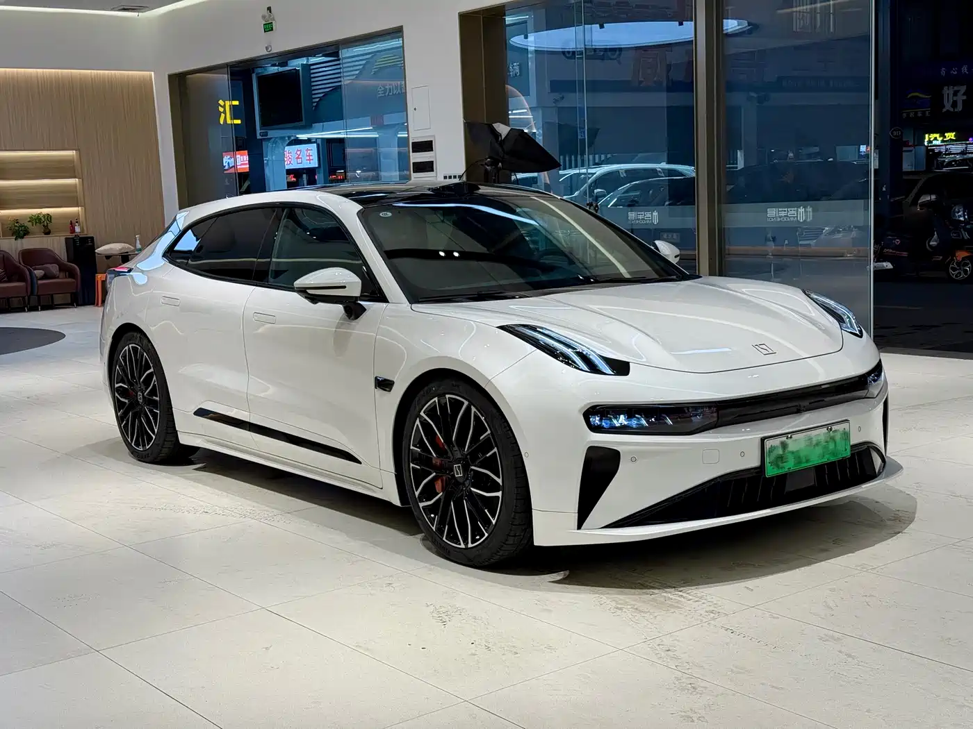 ZEEKR EXTREME KRYPTON 001