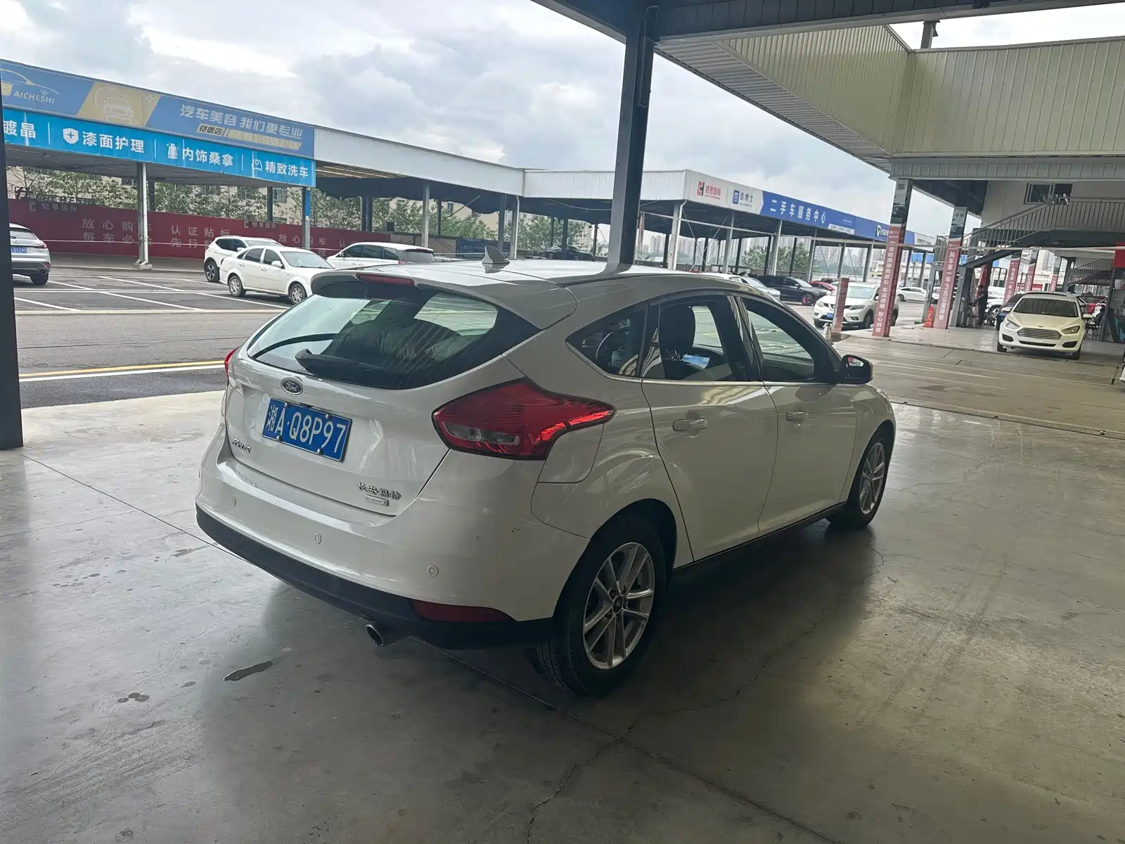 Фото 4 - Ford Focus