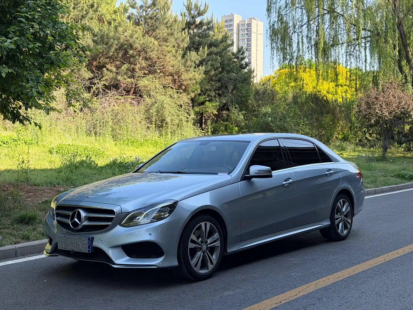 Mercedes-Benz E-Class 2015 E 260 L Sport