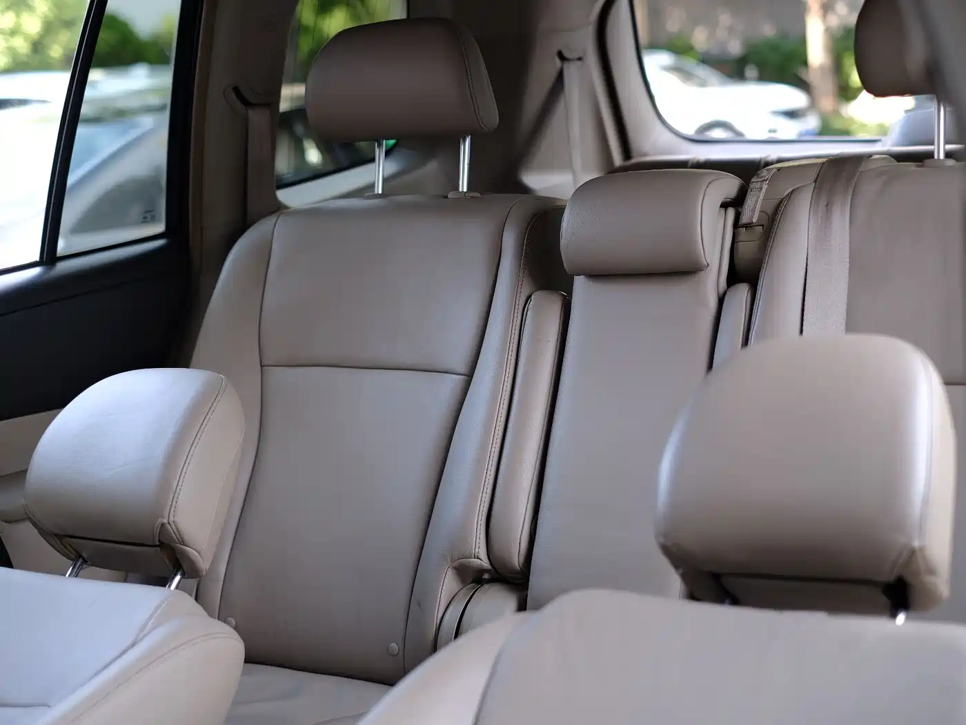 Toyota Highlander 2010 2009 3.5L 4WD 7-seater Luxury Edition