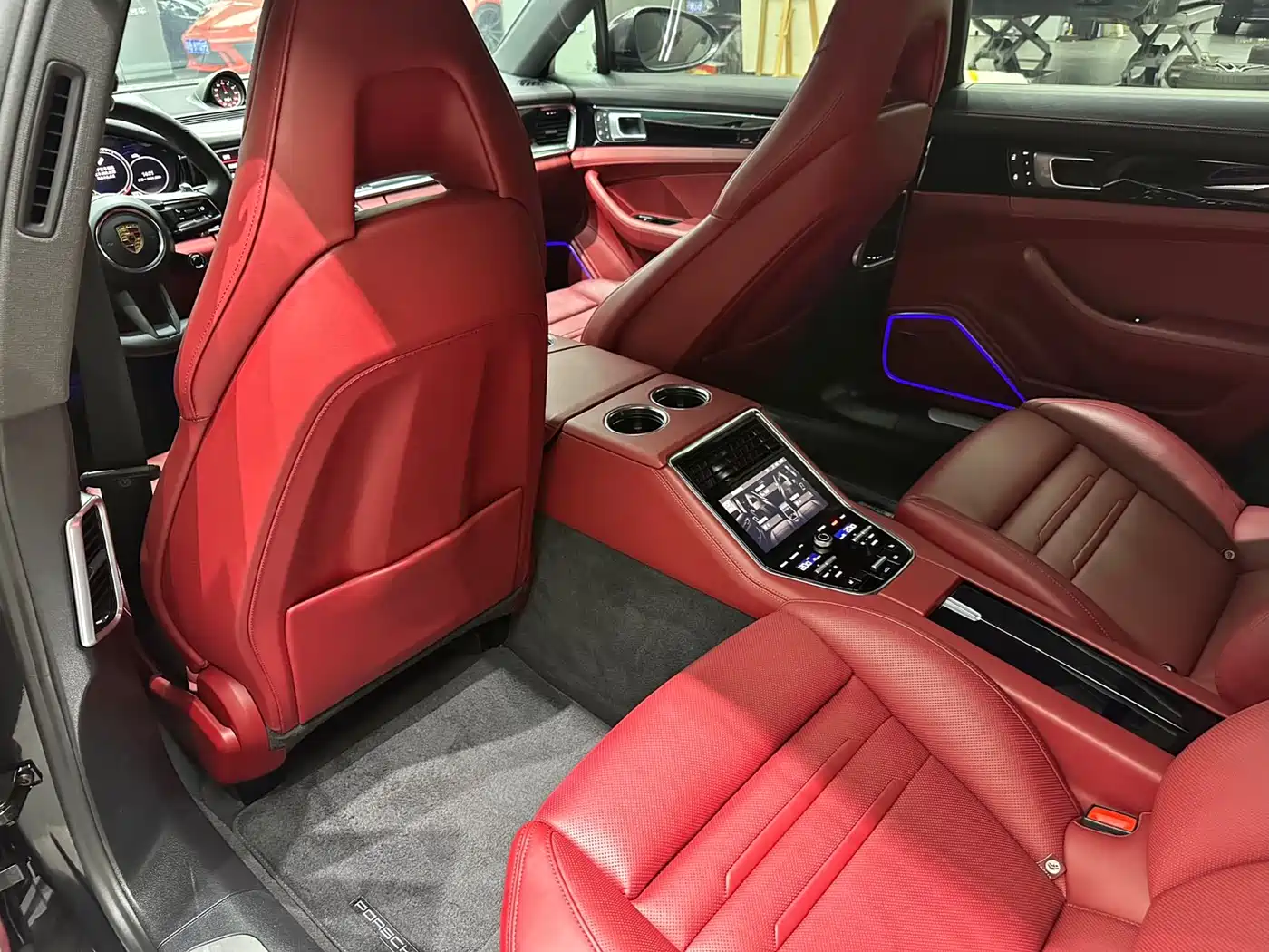 Porsche Panamera 2022 Panamera 4 Executive Long Wheelbase 2.9T фото 7