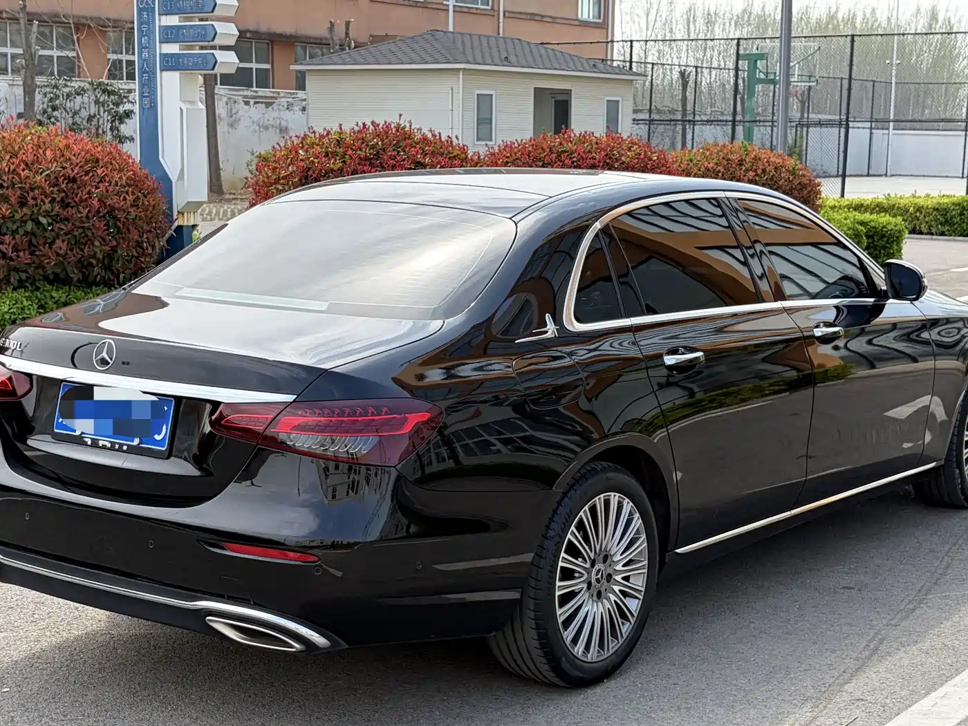  E CLASS