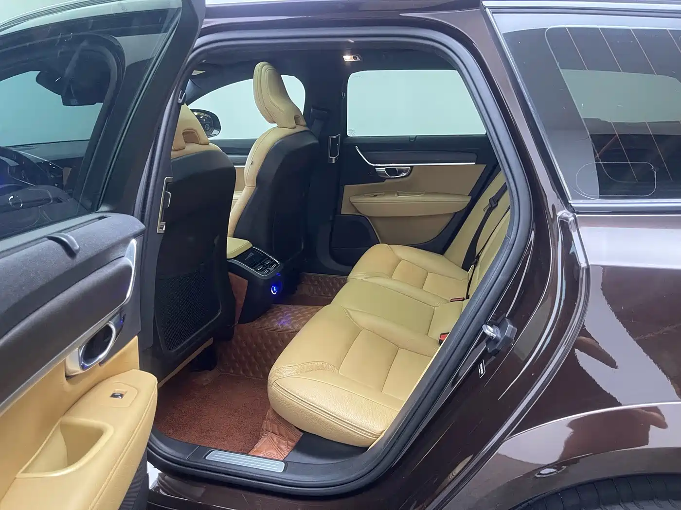 Volvo V90 2019 2017 Cross Country T5 AWD Smart Edition