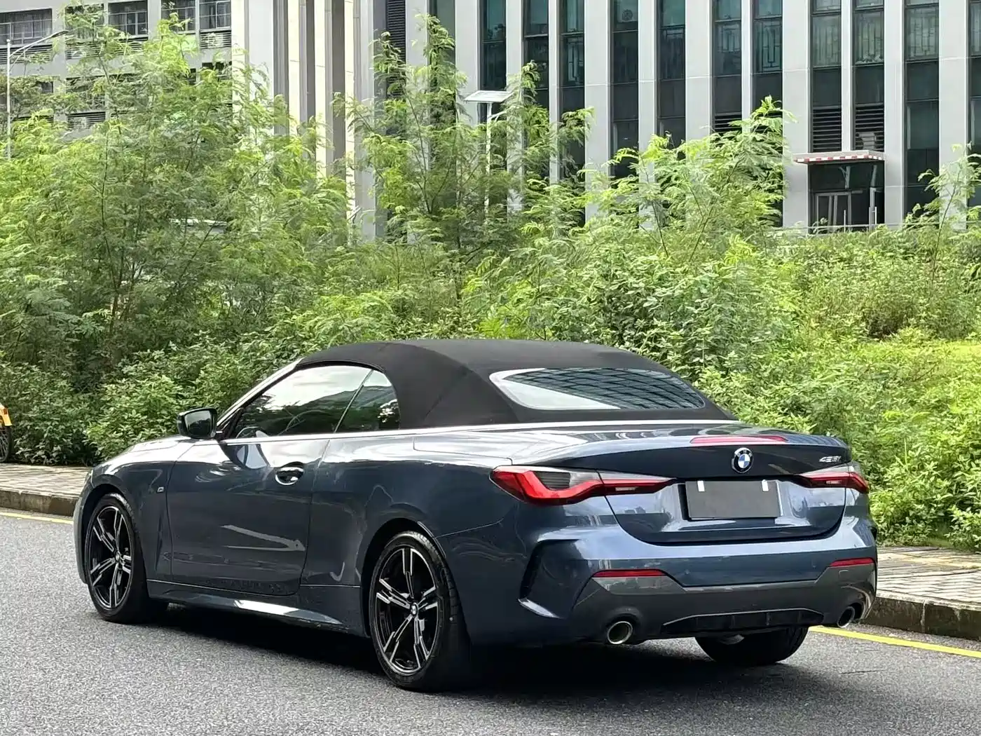 Photo 25 - BMW 4 Series