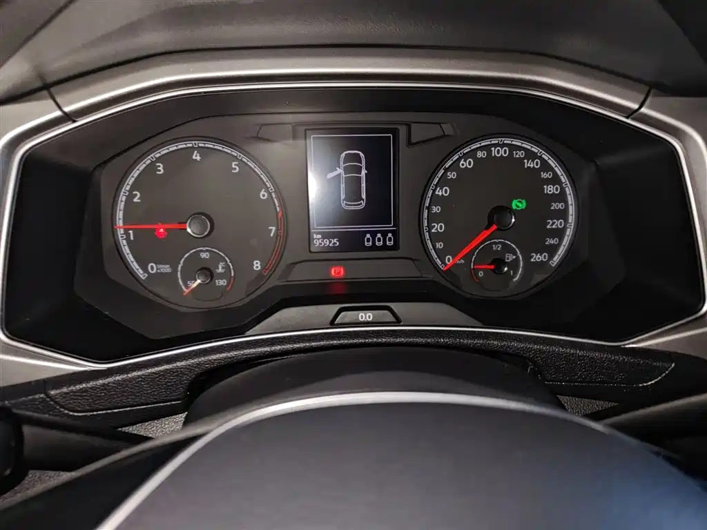 Volkswagen T-ROC 2018 230TSI DSG 2WD Progressive China V фото 9