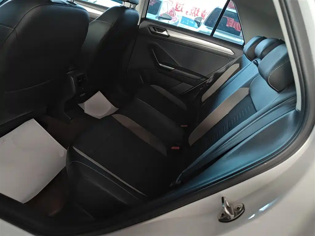 Volkswagen T-ROC 2018 230TSI DSG 2WD Progressive China V фото 14