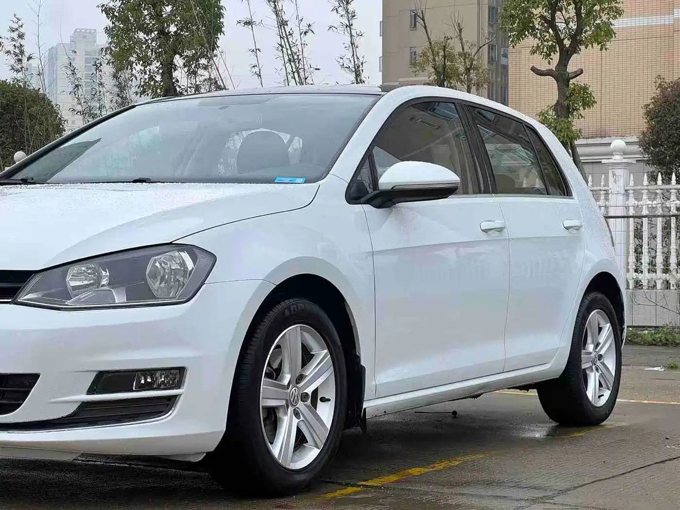 Volkswagen Golf 2016 230TSI Automatic Comfort фото 14